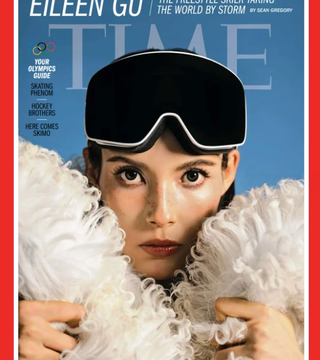 a5a55d76-97a3-49dc-9a90-3a11182f6af9 Éblouissante Eileen Gu : une étoile binationale dans le monde du ski acrobatique