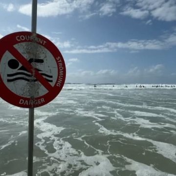 Deux baigneurs emportés par des courants en Gironde décèdent