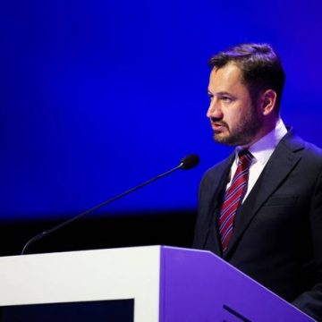 Destitution du maire de Cracovie : un coup dur pour le Premier ministre polonais