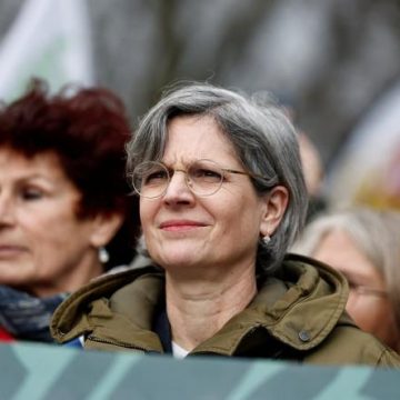 Sandrine Rousseau s’exprime sur les défis politiques actuels