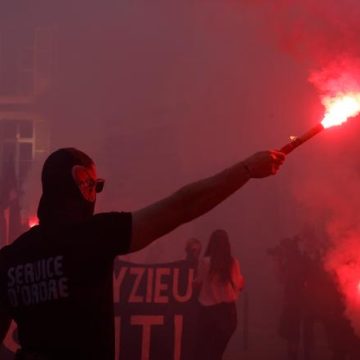Interdiction des manifestations à Paris en raison de tensions politiques