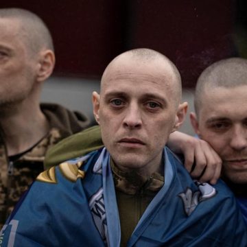 Zelensky exhorte Moscou à poursuivre les échanges de prisonniers