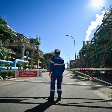 Le débat sur la surtaxe des pétroliers