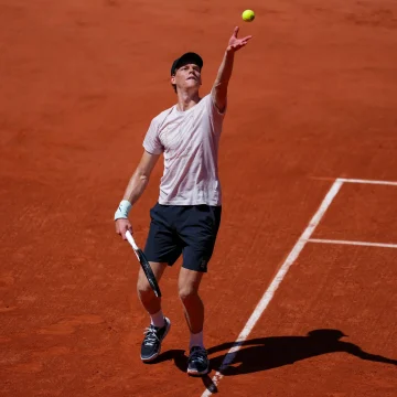 Surprise à Roland-Garros : Jannik Sinner éliminé