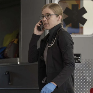 Le parcours remarquable de Taylor Dearden dans la série médicale ‘The Pitt’