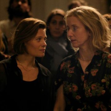 Rencontre avec Léa Drucker : De chirurgienne à héroïne sur la Croisette