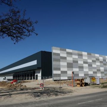 Les projets de centres de données suscitent des controverses