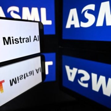 Sommet de Mistral AI au Carrousel du Louvre