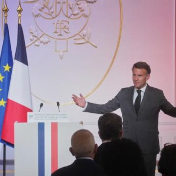 L’électrification de la France : Emmanuel Macron mobilise les acteurs du secteur