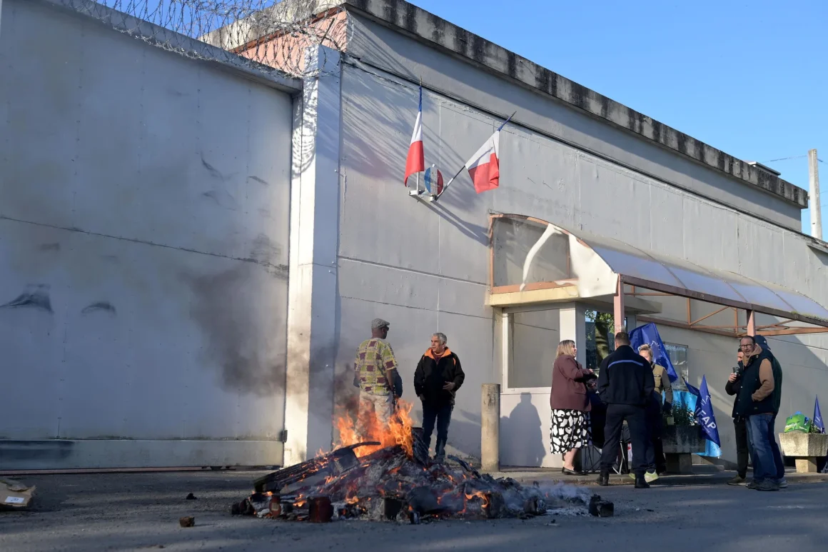 Les riverains des Baumettes demandent le silence face aux nuisances