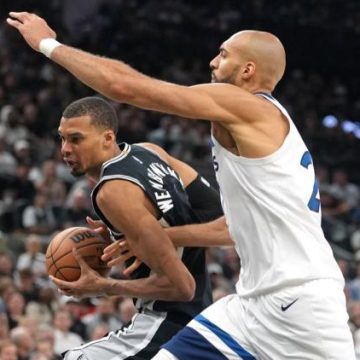 NBA Play-offs : Avancée des Spurs et Classement des Conférences