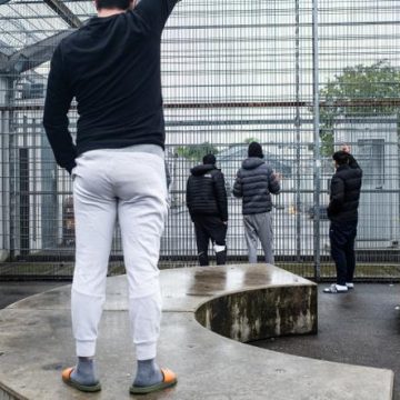 Le défi des centres de rétention administrative en France