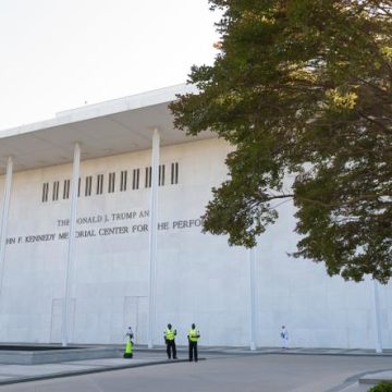 Donald Trump renonce au contrôle du Kennedy Center