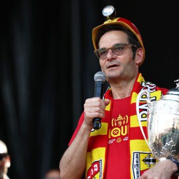 RC Lens : Les Supporters Célèbrent une Victoire Historique