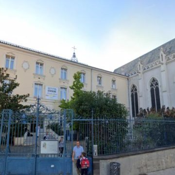 L’école dégradée : inscriptions anticatholiques à Issoire