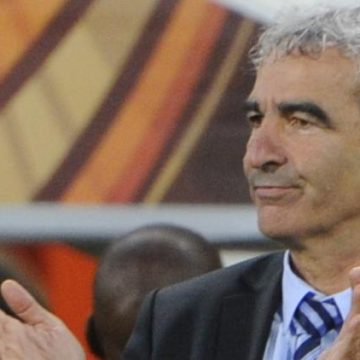 Raymond Domenech critique le documentaire sur le scandale de Knysna