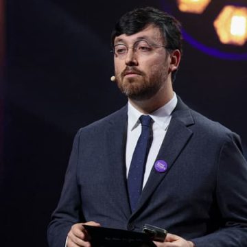 Réactions autour de la tribune anti-Bolloré et des questions sur la liberté d’expression