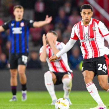 Southampton exclu du barrage pour espionnage
