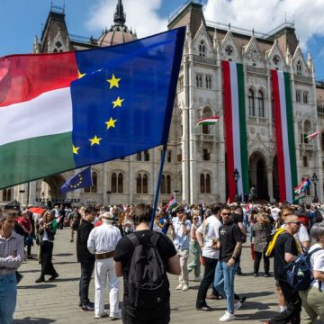 Changements Politiques en Hongrie et leurs Effets sur l’Adhésion de l’Ukraine à l’UE