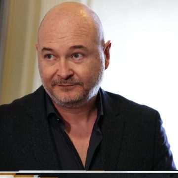 Condamnation pour chantage sur l’animateur Sébastien Cauet