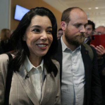 Procès de Sophia Chikirou : Une affaire de tentative d’escroquerie et vol de chèques