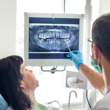 Suspension de dentistes pour refus de couronnes importées