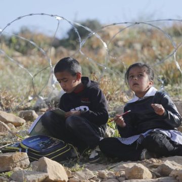 Enfants palestiniens et accès difficile à l’éducation en Cisjordanie