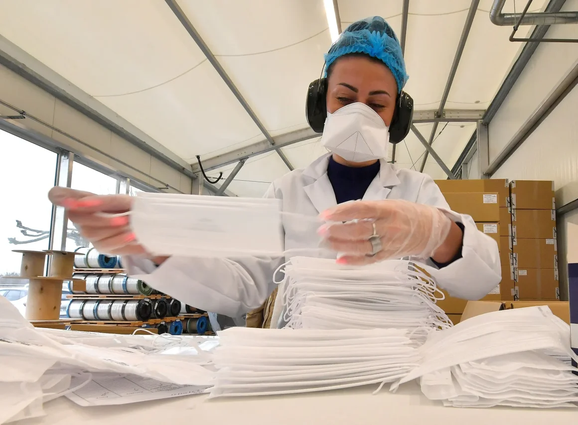 La baisse de la production de masques en France : une inquiétude grandissante
