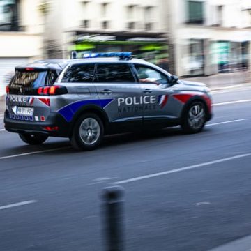 Un adolescent suspecté de meurtre familial à Paris
