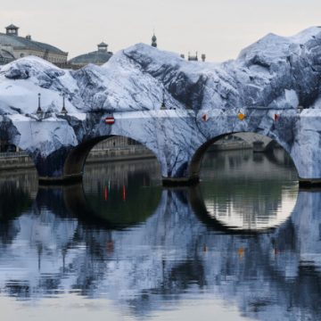 Une Installation Artistique Transforme le Pont Neuf en Caverne Éphémère