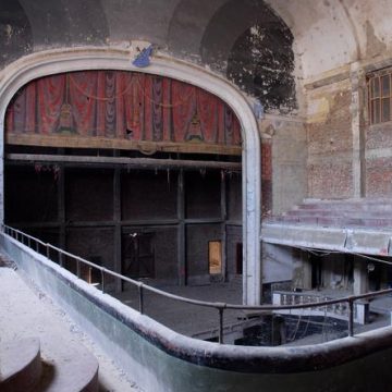 La préservation des anciennes salles de cinéma: Un projet photographique à travers le monde