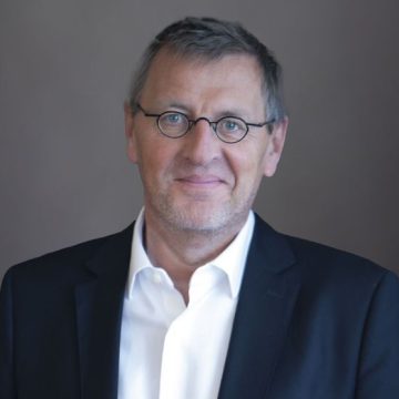 Visite annuelle de Grégoire Delacourt dans sa classe nommée d’un collège de Valenciennes