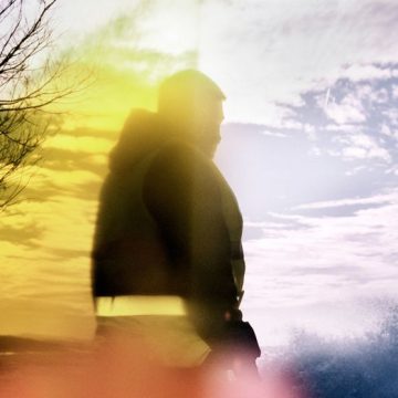 Dieu.0 : Une Rencontre Inhabituelle avec le Divin