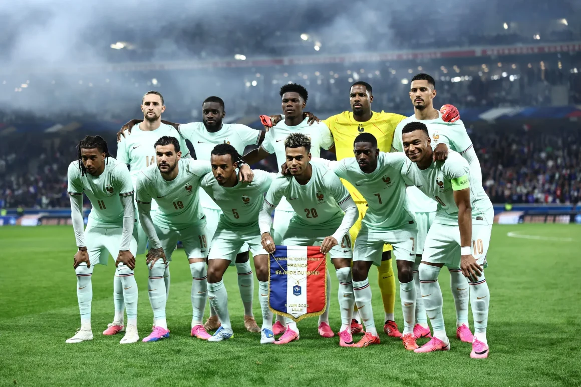 04fc1599-75e4-47f5-b139-ff3aef4ee1e0 Analyse des Forces en Présence avant le Match France-Sénégal