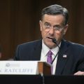 La Rivalité Technologique : Les États-Unis et l’Intelligence Artificielle