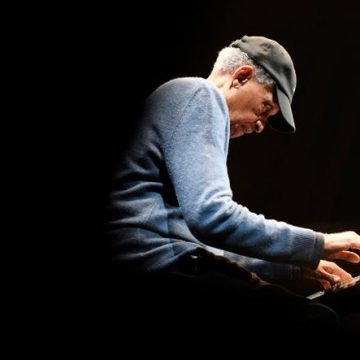 09084a2d-4531-4e12-8de8-9efa0411b492 Abdullah Ibrahim et son engagement musical contre l’apartheid