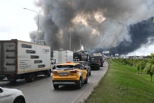 Oil refinery in Moscow hit by large-scale Ukrainian drone attack, mayor says Guerre en Ukraine : L’impact sur la vie des Russes