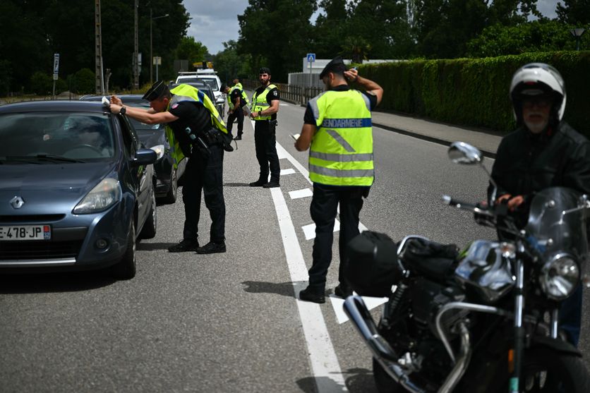 10c9289a-1e7a-4fa3-91c7-1302228392fb Jérôme B. : Détention provisoire pour enlèvement et controverses judiciaires