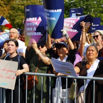 Opposition à la loi sur la fin de vie : une manifestation marquante