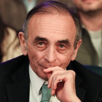 14ff4bc5-0889-4724-a29d-b1e07fa8bf7c Eric Zemmour et ses liens avec le mouvement MAGA aux États-Unis