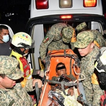 189b66ed-e5b9-46e0-a1dc-8b0e4d4d7b53 Sauvetage d’un père et de son fils après un séisme au Venezuela