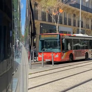 1e4a465c-5b57-4b80-818d-b24dfa8ced80 Un incident avec un bus de la RTM à Marseille