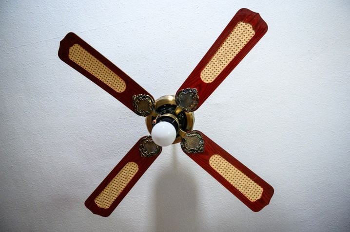 2b205b7f-8498-4daf-b8cf-b5d1d028d373 Le retour en grâce du ventilateur de plafond