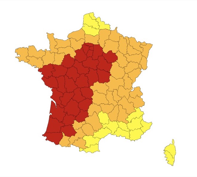 2d14216c-2d50-4a46-9ce7-f211e87f38e3 Alerte rouge pour plusieurs départements en raison des chaleurs extrêmes