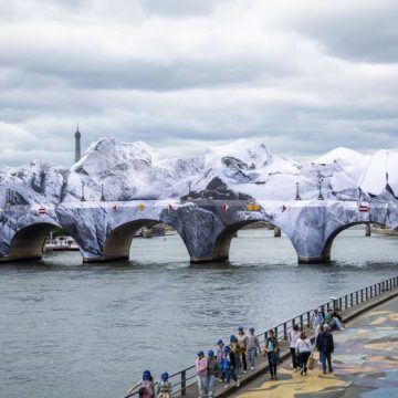 Dommages sur l’œuvre de JR au Pont-Neuf