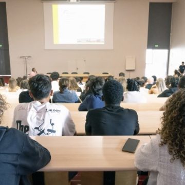 33e420e9-4da6-4cb9-a61f-0781cfb1753d Les lycéens auront des cours d’intelligence artificielle dès 2027
