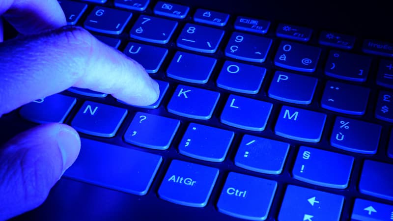 369e0c11-21ea-491a-b7c6-c5a5496123b7 Deux hackers présumés inculpés pour vol massif de données