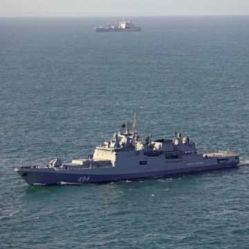 Incident entre un navire russe et un yacht britannique dans la Manche