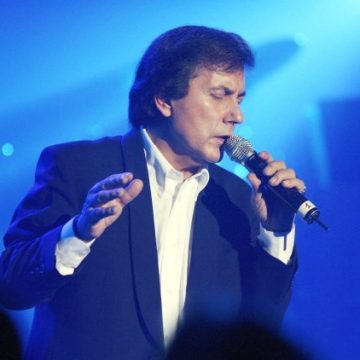 40da70b0-bfee-45a2-ae2e-be461ab7002a Décès du chanteur Frank Michael à l’âge de 79 ans