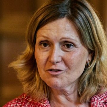 Yaël Braun-Pivet plaide pour un budget 2027 adopté via le 49.3